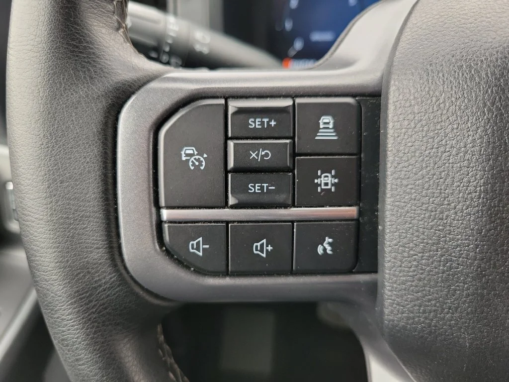 Used 2024 Avalanche Ford XLT image 14