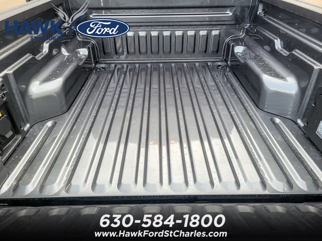 New 2026 Carbonized Gray Metallic Ford XLT image 16
