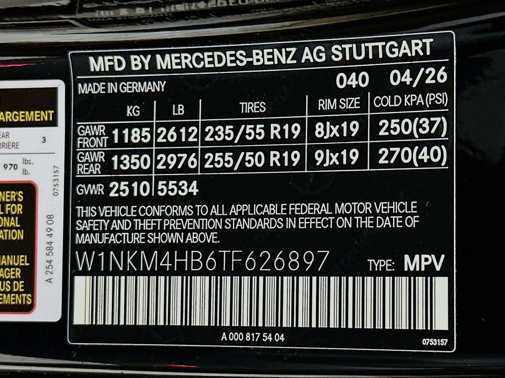 New 2026 Black Mercedes-Benz GLC 300 image 32
