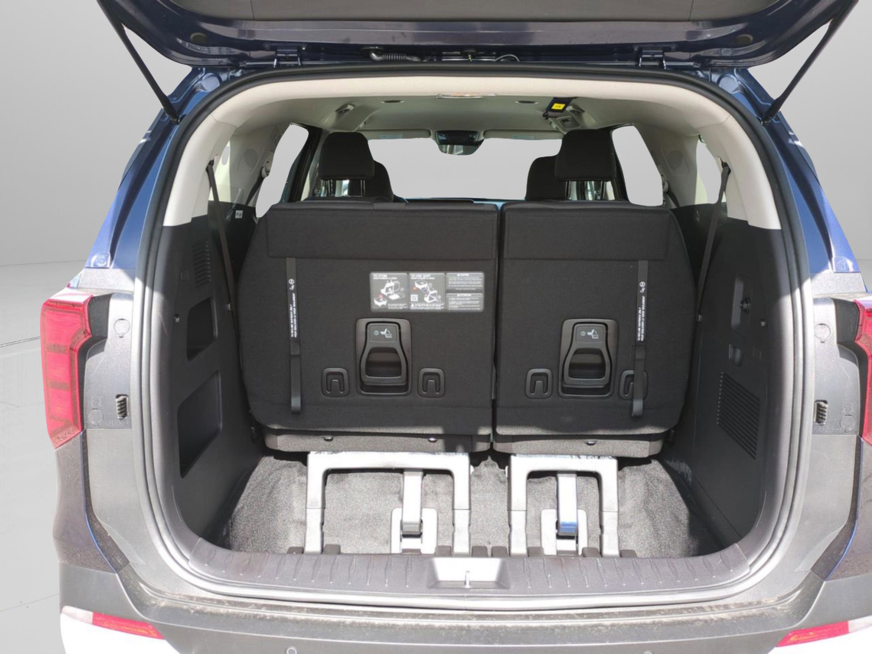 New 2026 Deep Chroma Blue Kia LX image 14
