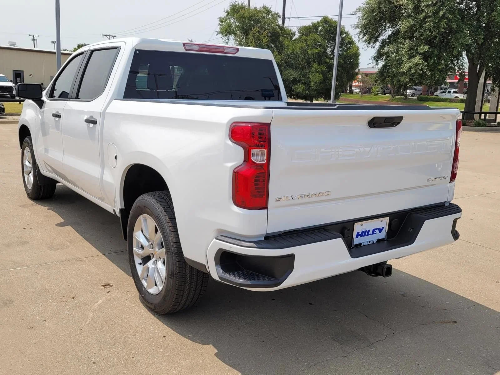 New 2026 Summit White Chevrolet Custom image 3