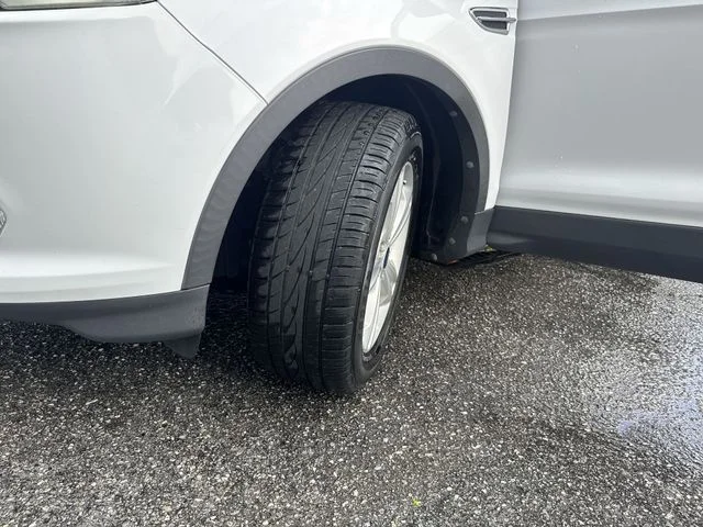 Used 2014 White Ford SE image 30