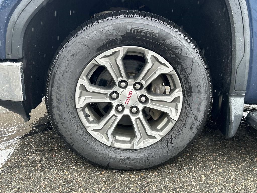 Used 2019 Blue GMC SLE image 9