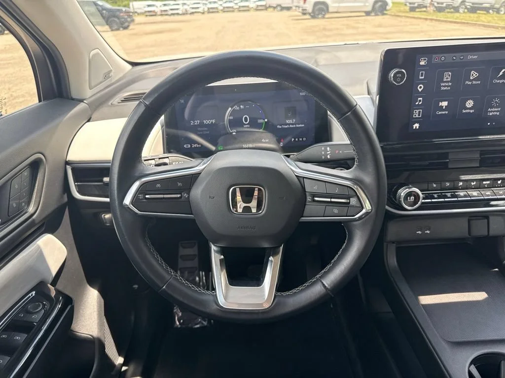 Used 2025 White Honda 1SE image 16