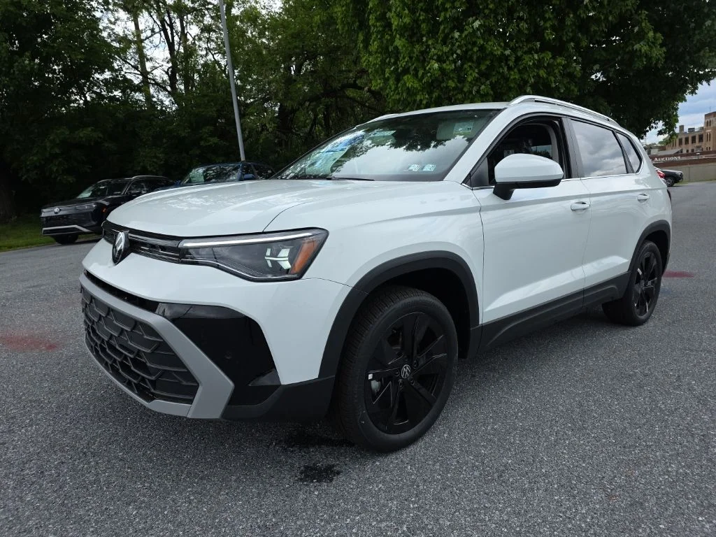 2026 Volkswagen Taos 1.5T SE's photo