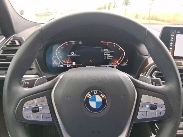Used 2024 White BMW sDrive30i image 8