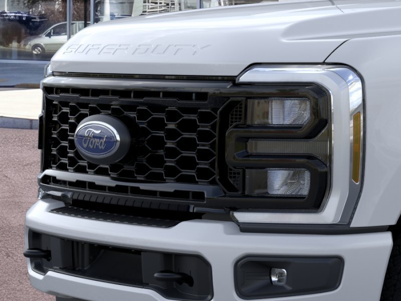 New 2026 Oxford White Ford XL image 17