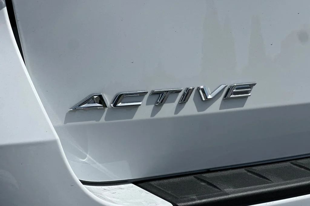 New 2026 Oxford White Ford Active image 28