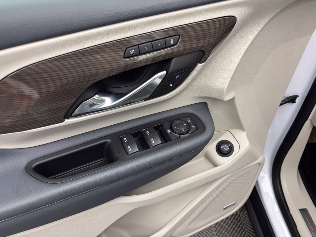 Certified Used 2023 White Frost Tri-Coat GMC Denali image 18