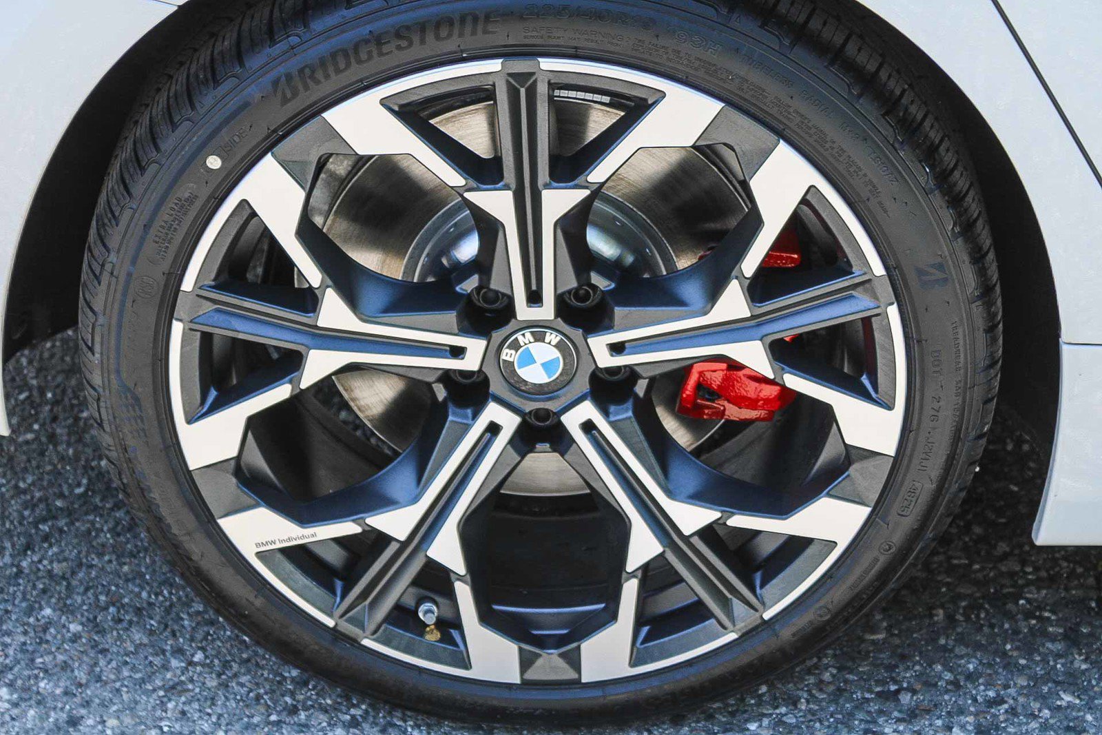 New 2026 Alpine White BMW 330i image 10