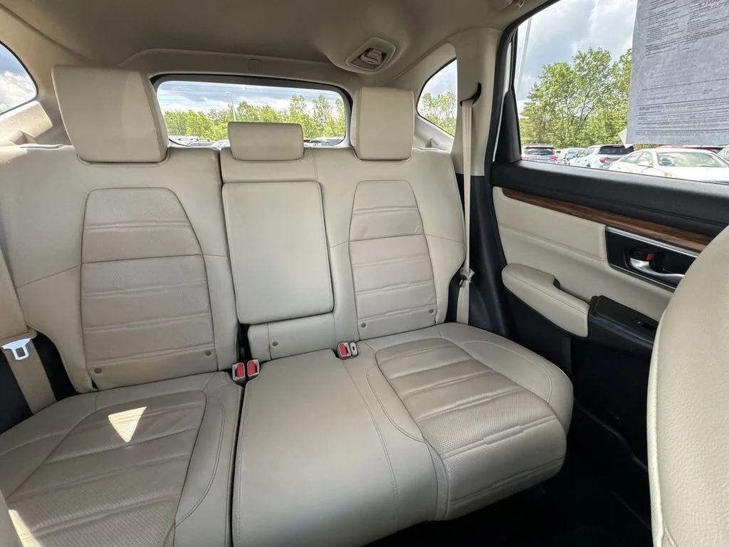 Used 2021  Honda EX-L image 14