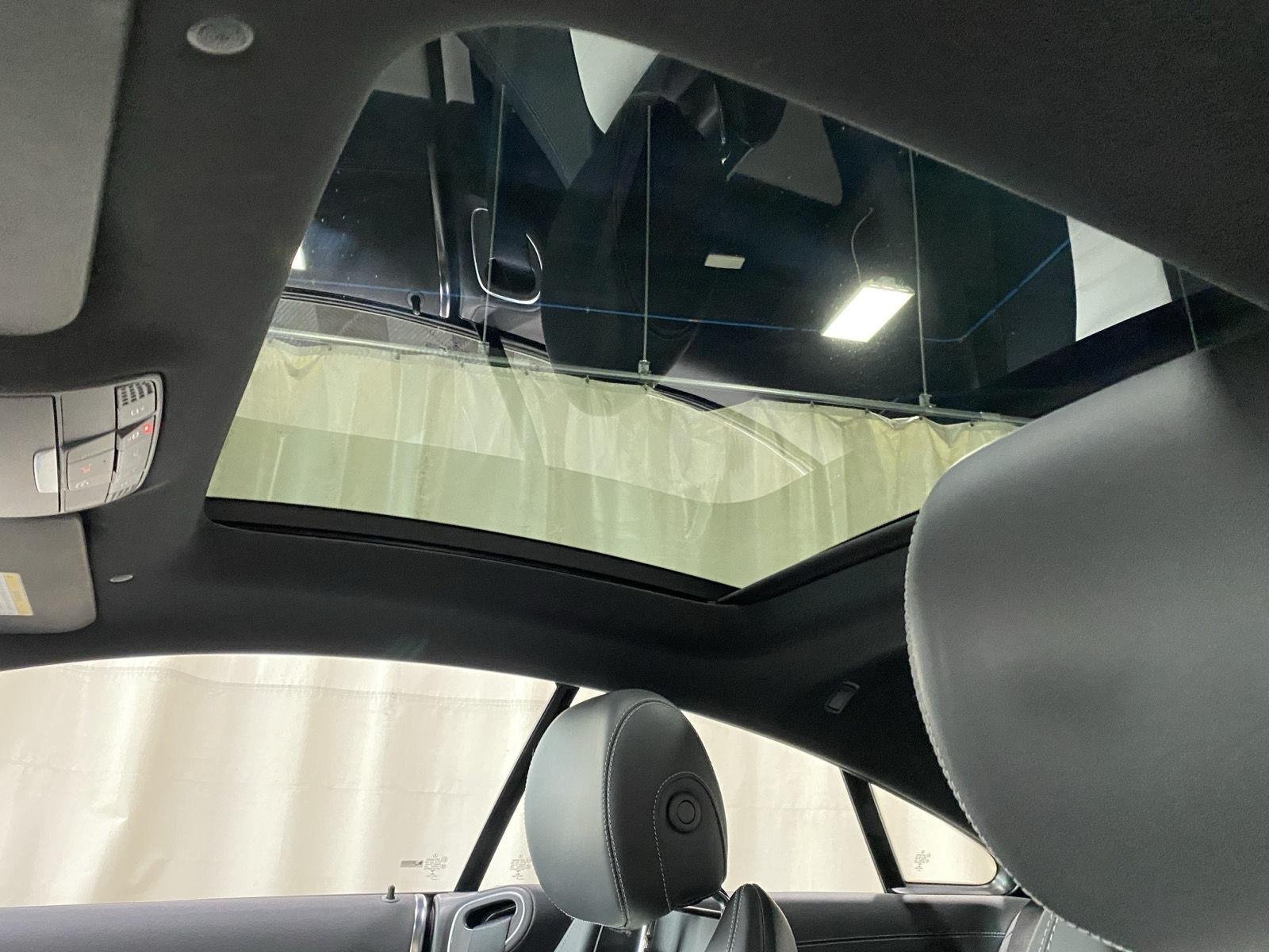 Used 2022 Black Mercedes-Benz E 450 image 2