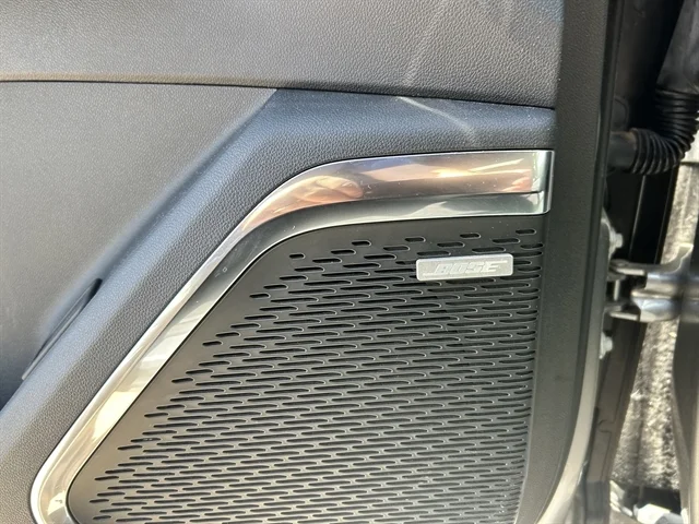 Used 2025 GRAY GMC AWD Elevation image 23