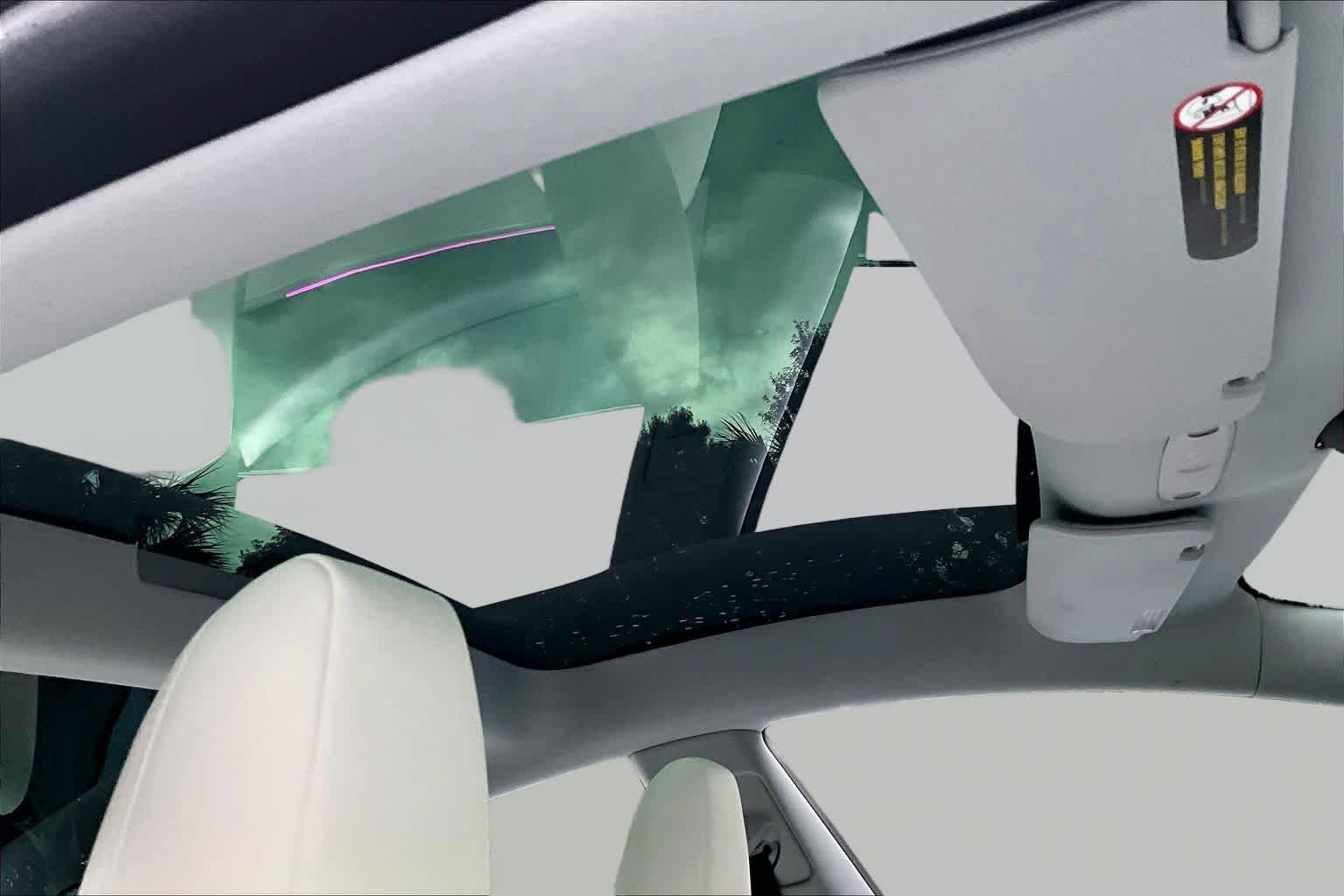 Used 2025  Tesla Long Range image 22