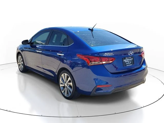 Used 2022 Blue Hyundai Limited image 4
