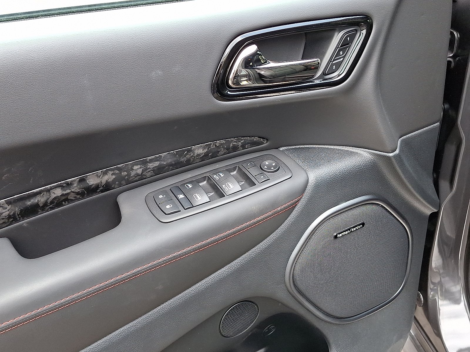 New 2026 Vapor Gray Exterior Paint Dodge GT Premium AWD HEMI V8 image 8
