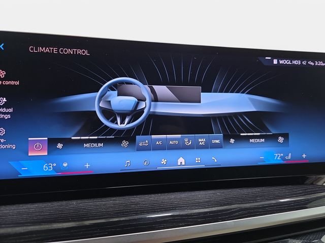 Certified Used 2024 Black Sapphire Metallic BMW xDrive40i image 20
