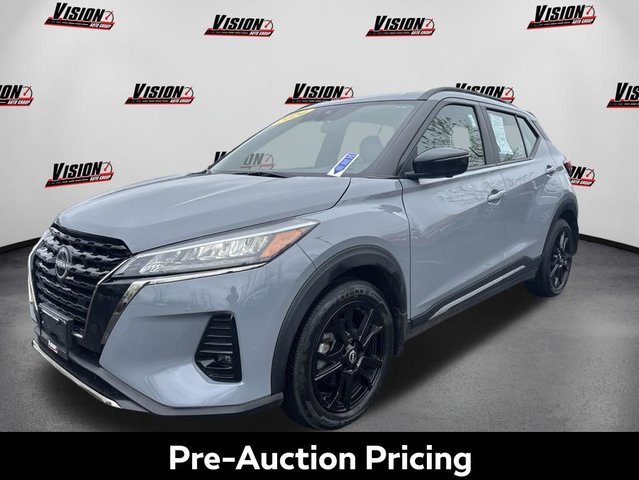 2024 Nissan Kicks SR