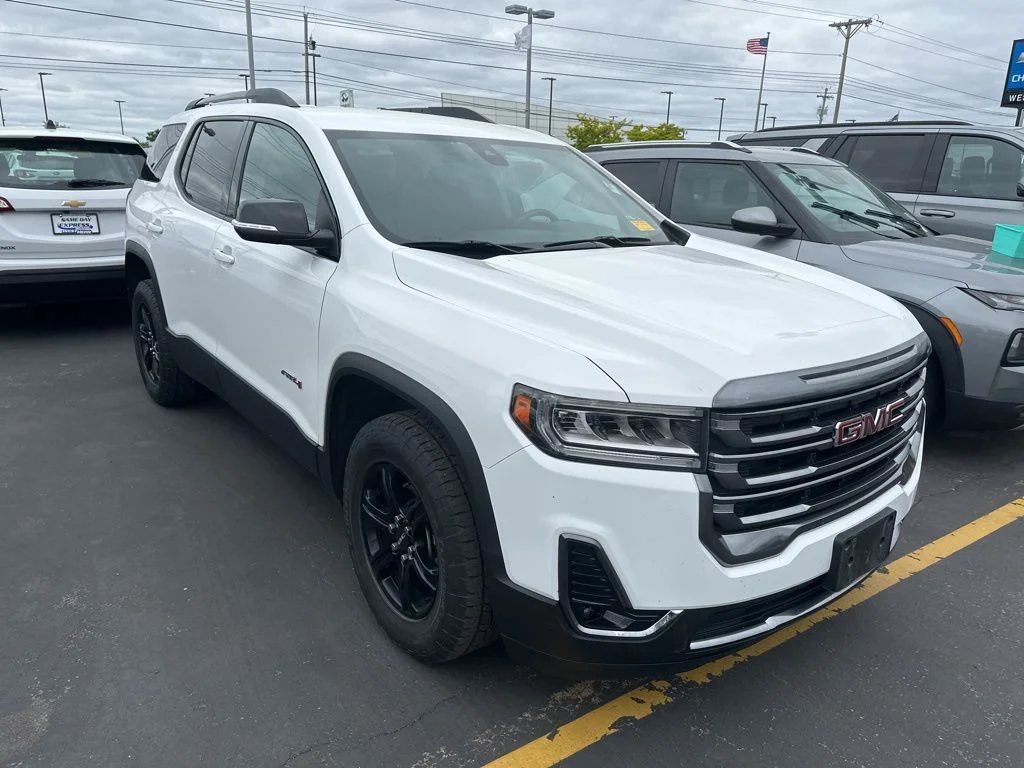 2023 GMC Acadia AT4 AWD's photo
