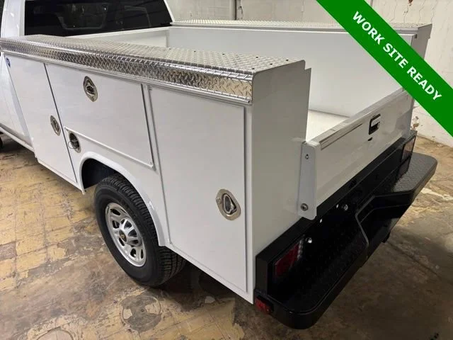Used 2024 Summit White Chevrolet WT image 4