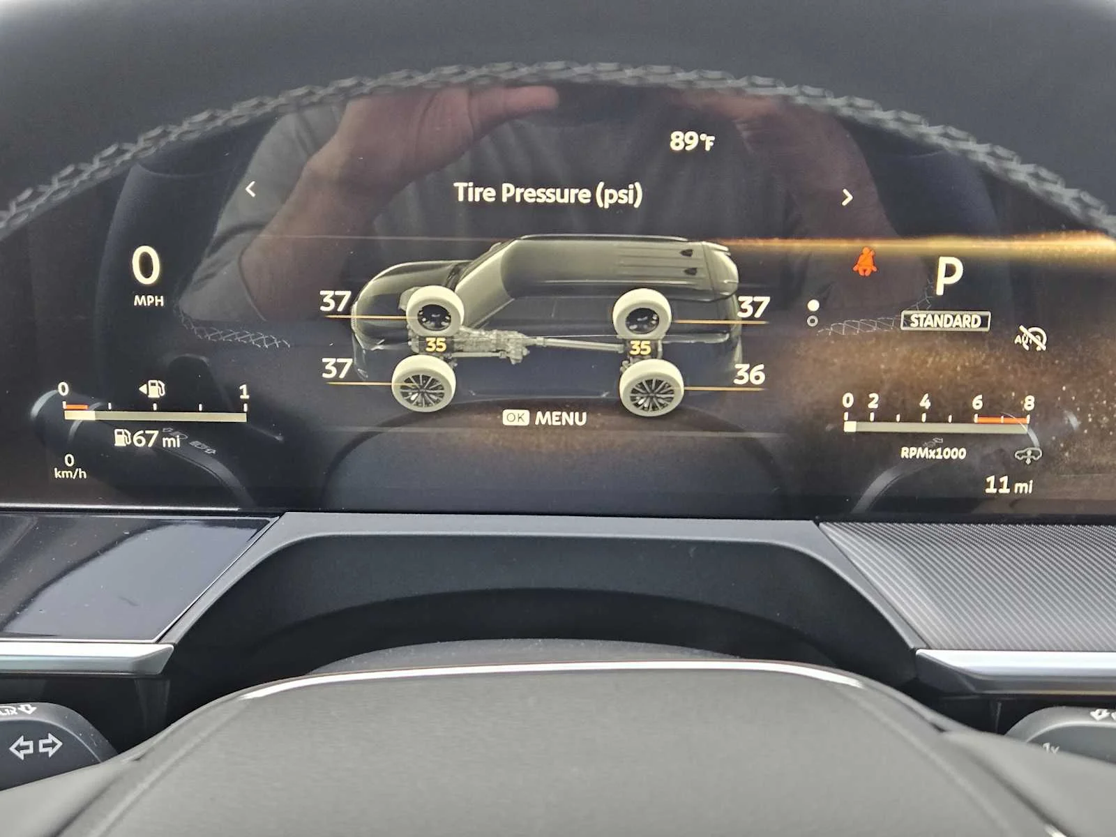 New 2027 BLACK OBSIDIAN INFINITI Luxe 2WD image 10