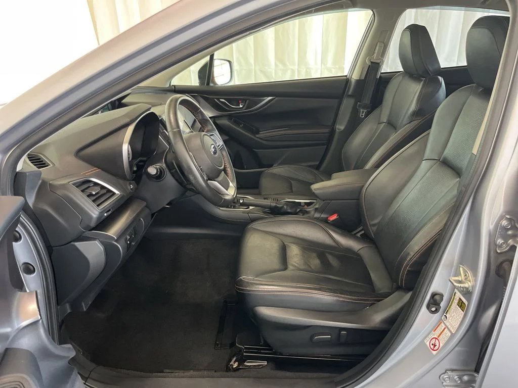 Used 2019 Silver Subaru 2.0i Limited image 4