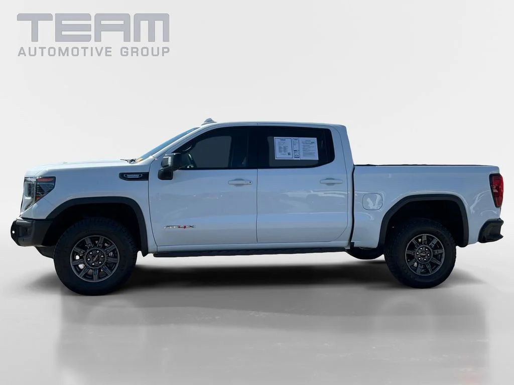 Used 2024 White GMC AT4X image 4
