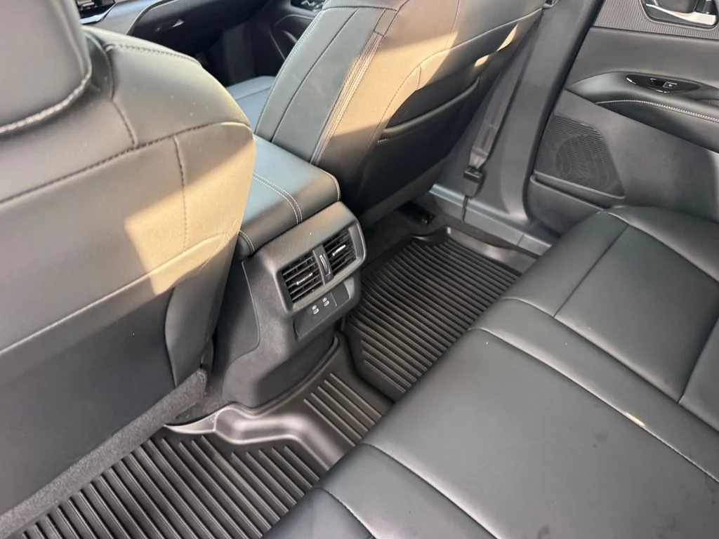 Used 2025 Gray Nissan SL image 16