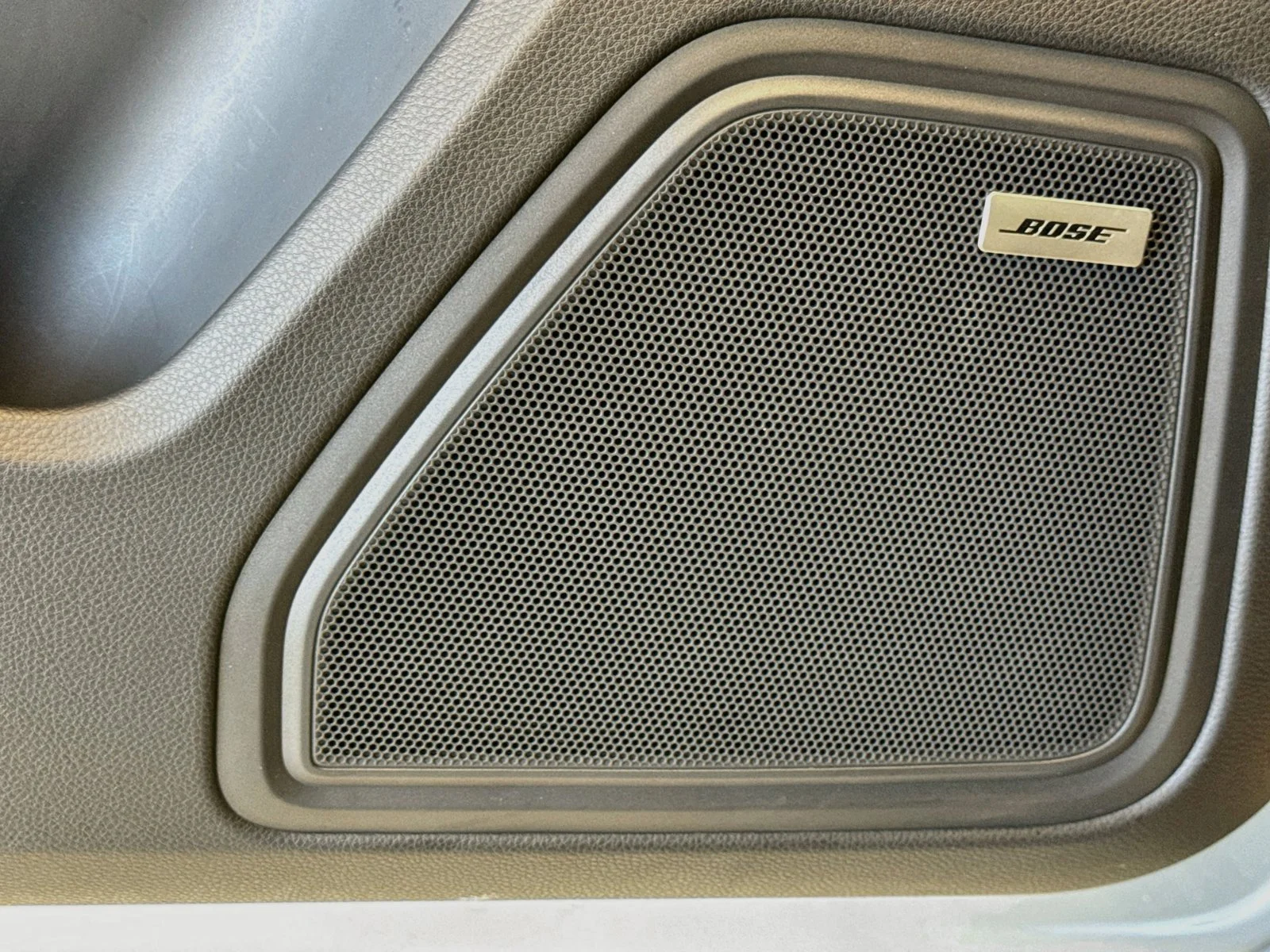 Certified Used 2025 Dolomite Silver Porsche T image 12