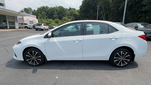 Used 2018 White Toyota SE image 8