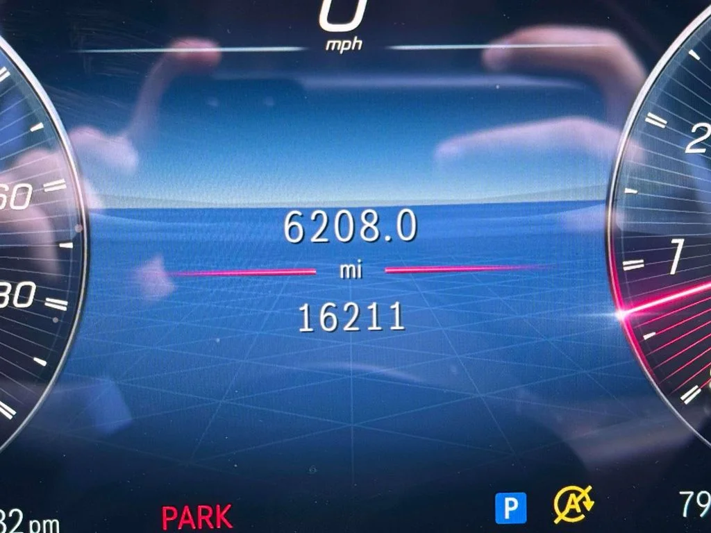 W1K7X5KB5RV001835