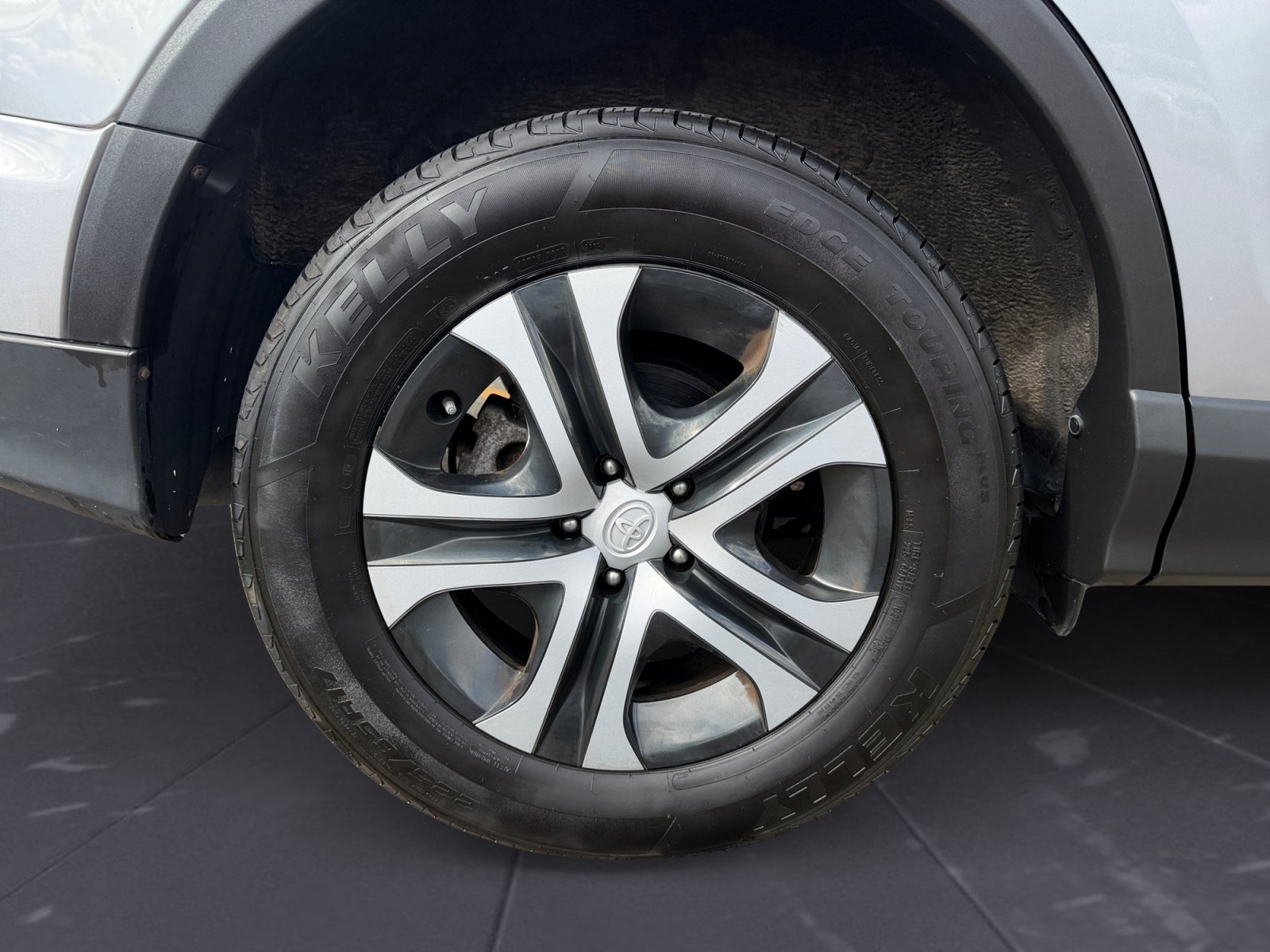 Used 2018 Silver Sky Metallic Toyota LE image 44