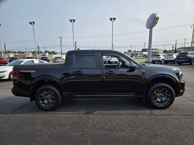 Used 2024 Black Ford Lariat image 9