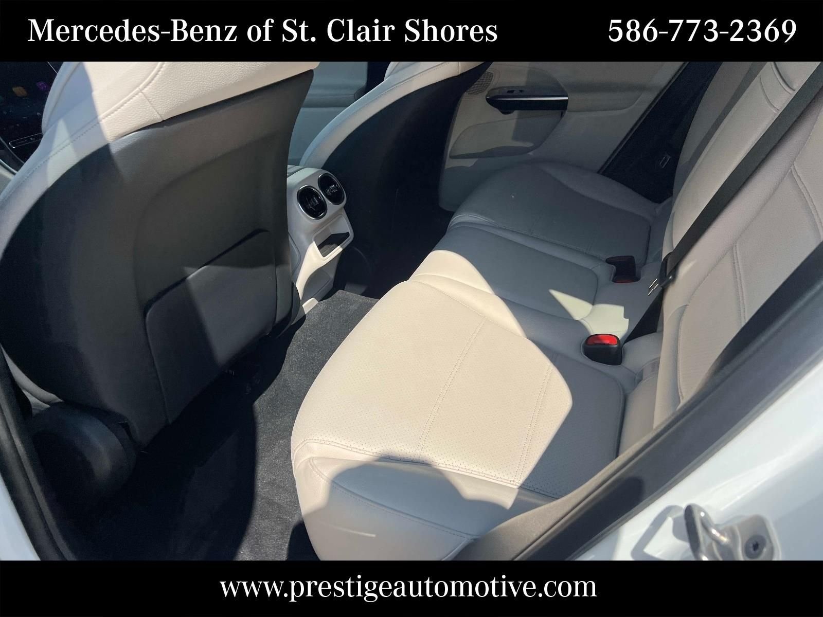Certified Used 2025 White Mercedes-Benz GLC 300 image 15