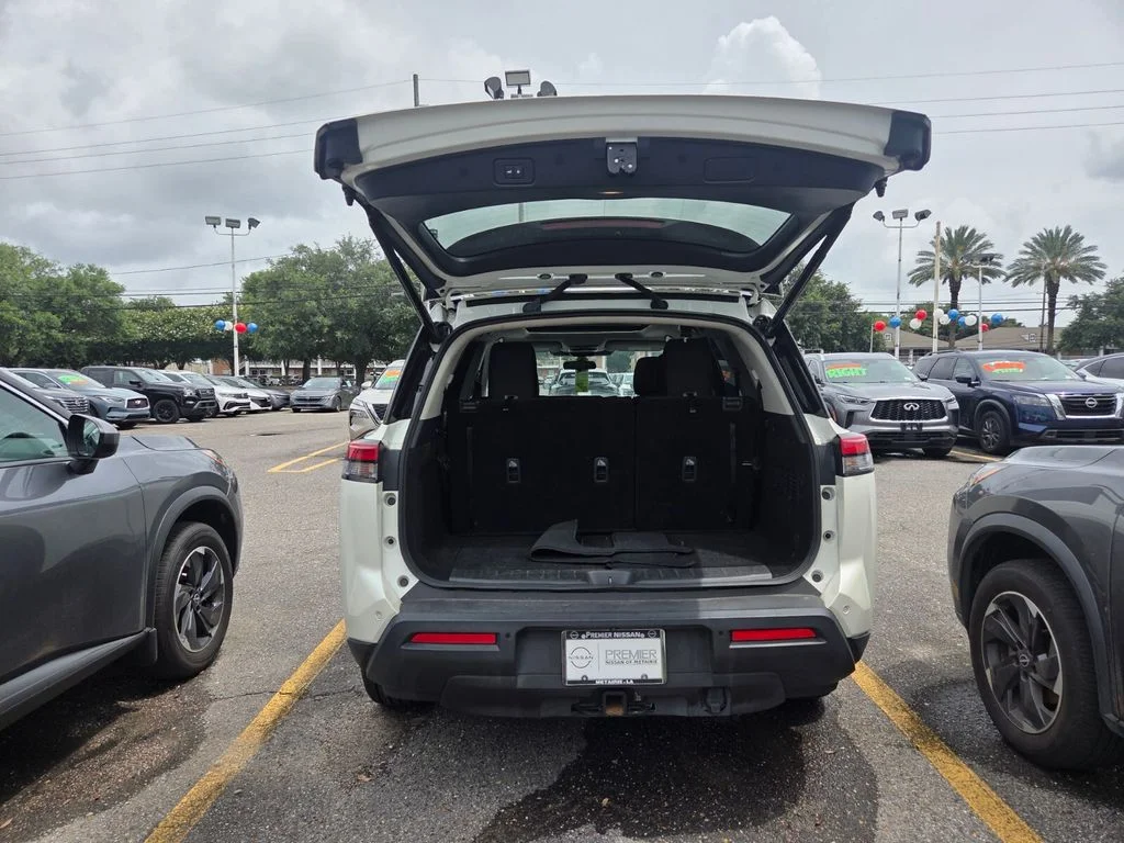 Certified Used 2024 White Nissan SV image 29