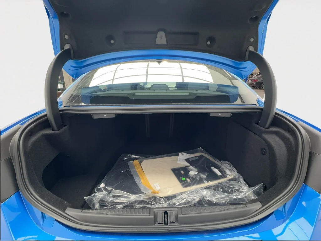 New 2026 Blue Alfa Romeo Base image 17
