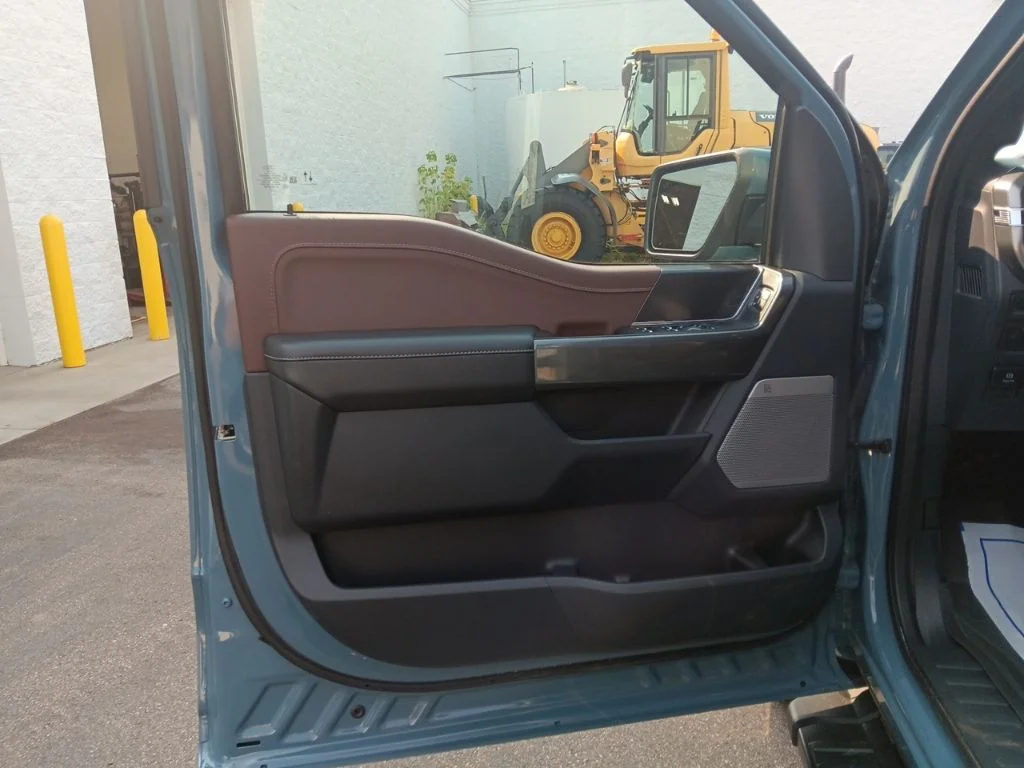 Used 2023 Blue Ford Lariat image 14