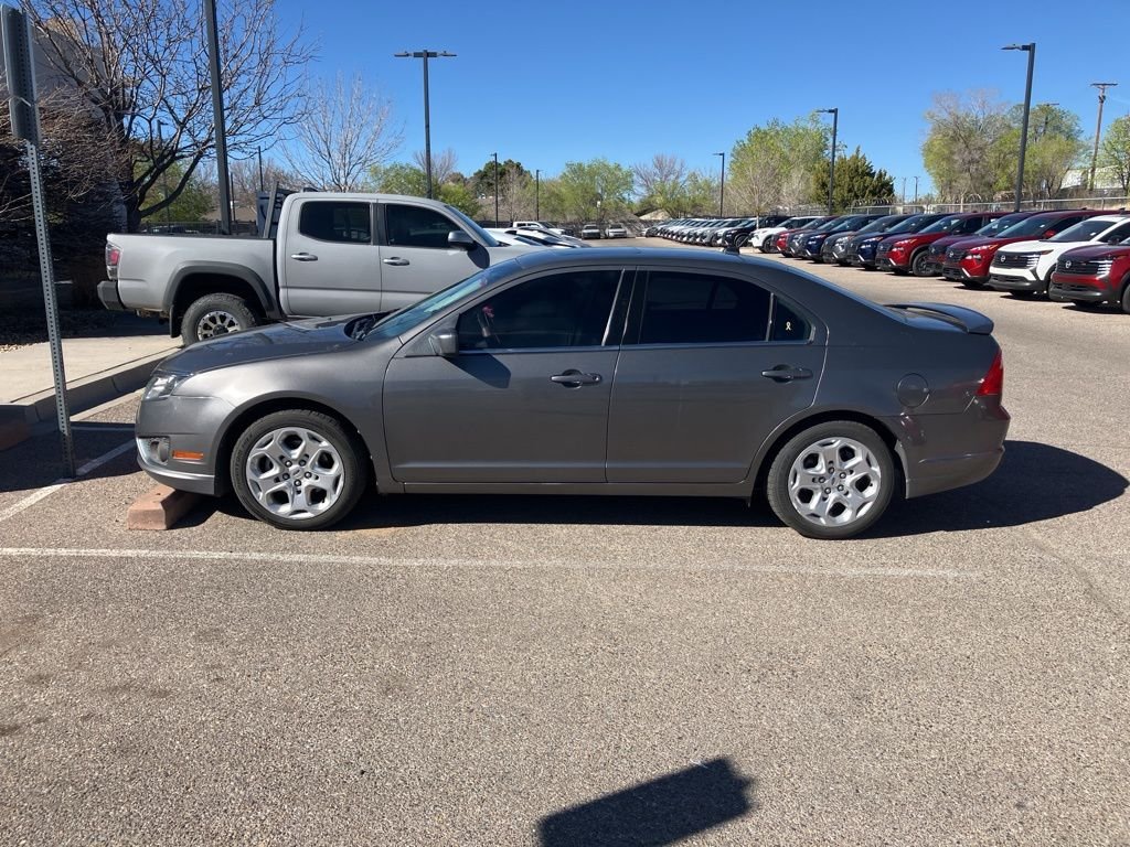 Used 2010 Ford Fusion SE with VIN 3FAHP0HA1AR423284 for sale in Santa Fe, NM