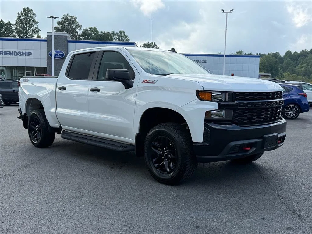 Used 2021 White Chevrolet Custom Trail Boss image 16