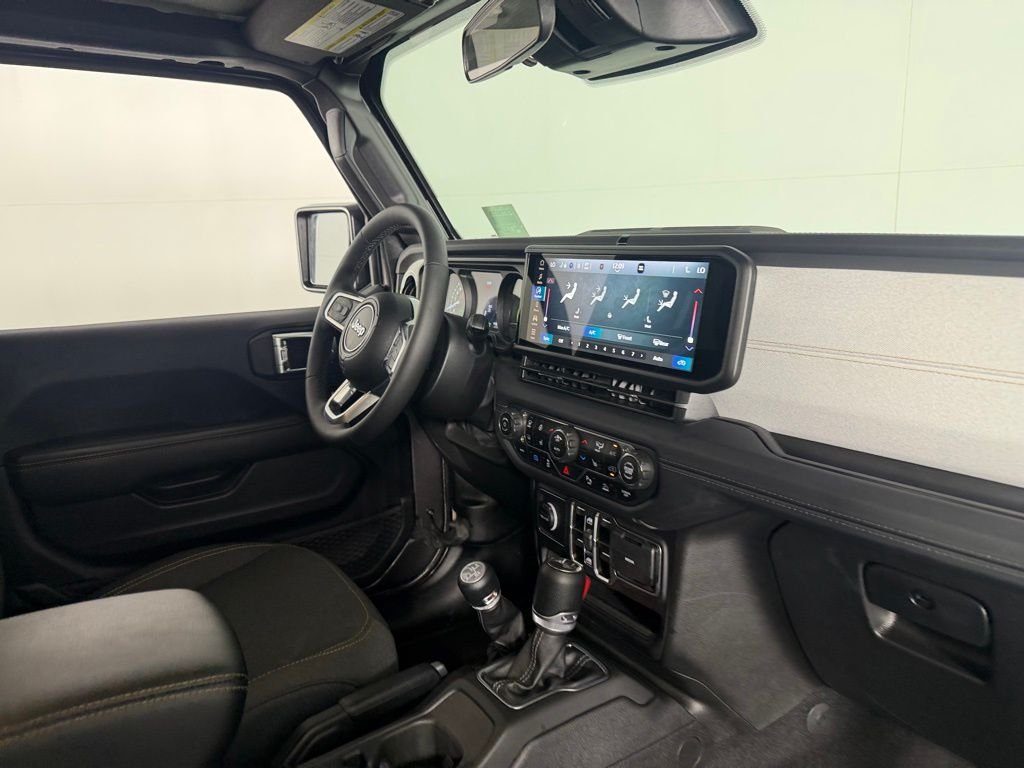Certified Used 2025 Gray Jeep Sahara 4xe image 33