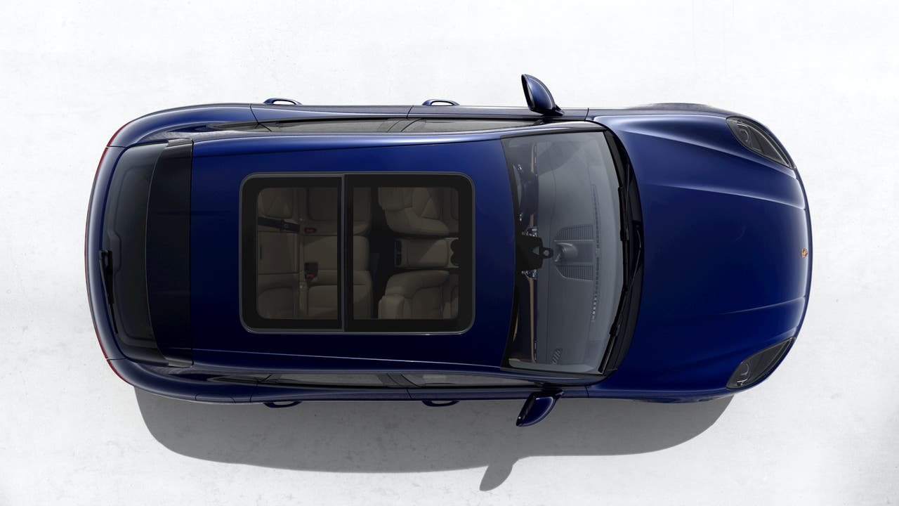 New 2026 Gentian Blue Metallic Porsche  image 5