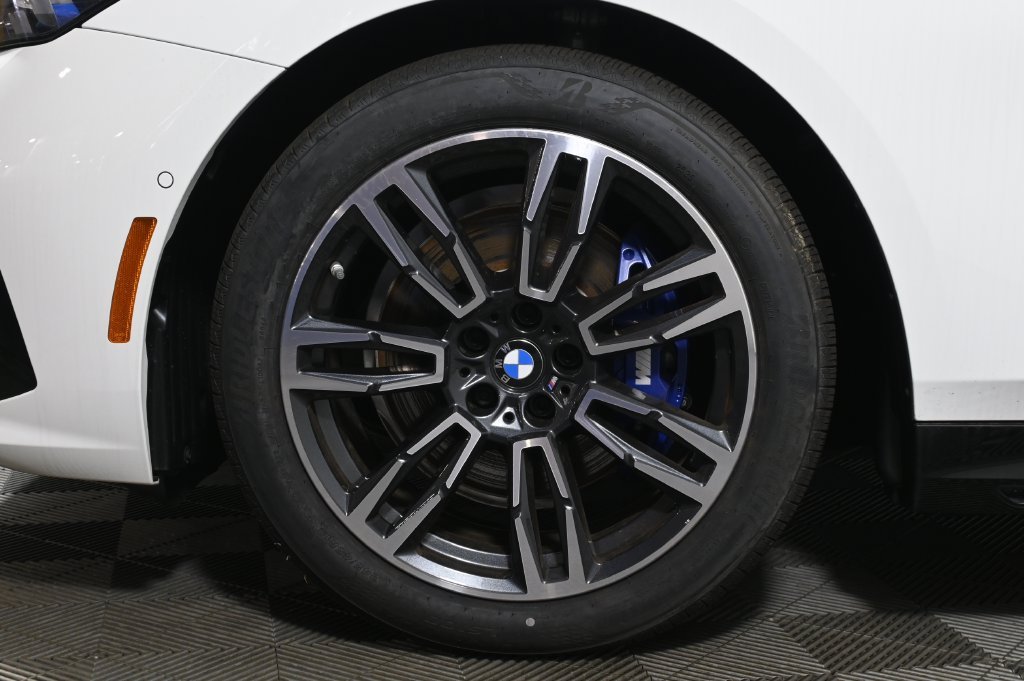 2026 BMW 5 Series 530i - Photo 12