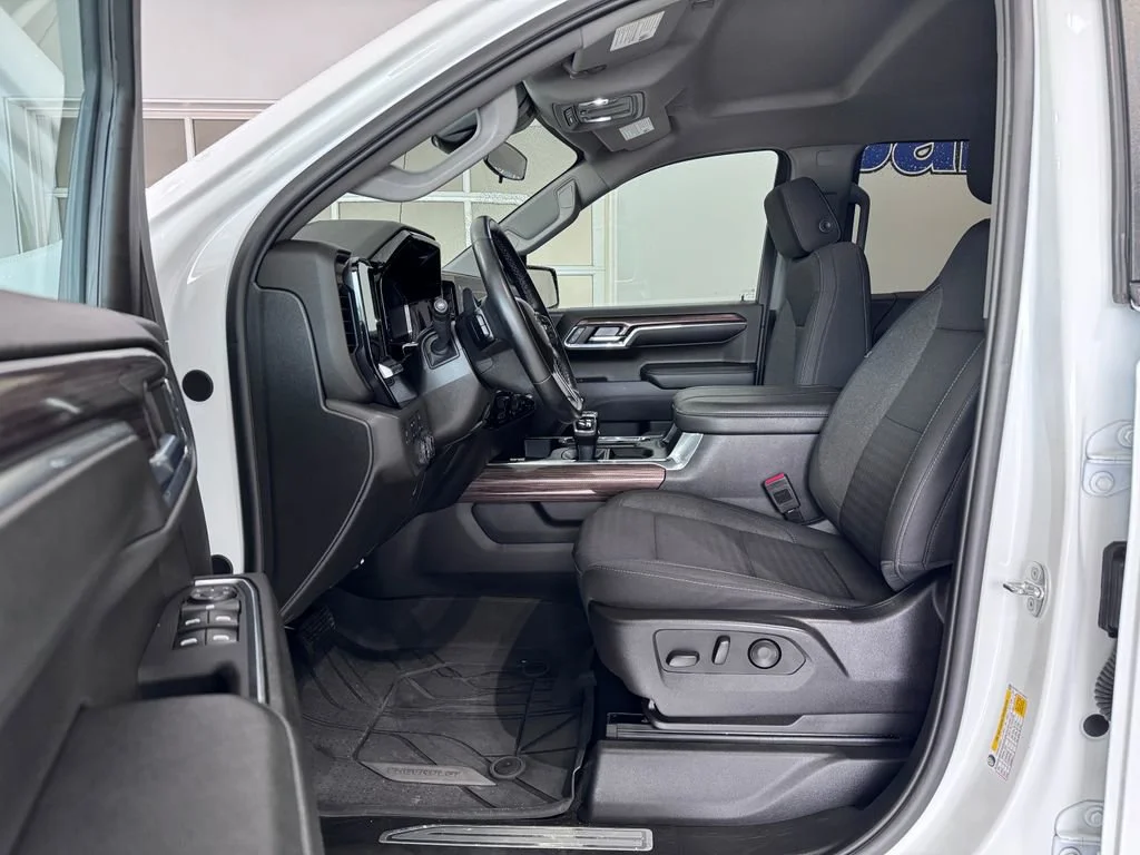 2024 Chevrolet Silverado 1500 RST - Photo 10