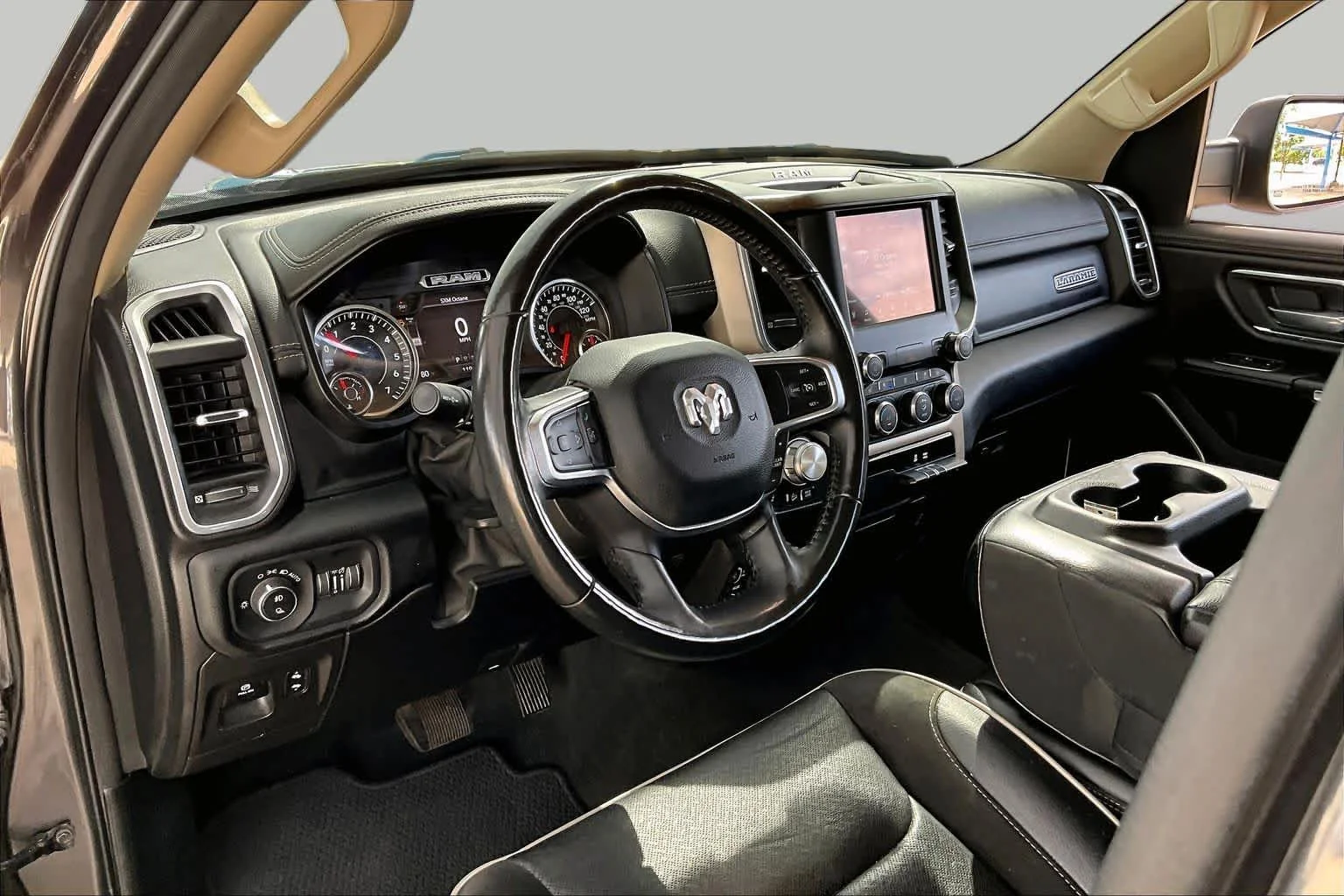 Used 2021 Granite Crystal Metallic Clearcoat Ram Laramie image 18