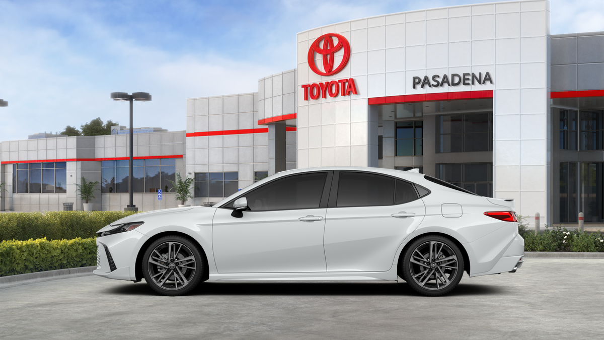New 2026 Wind Chill Pearl Toyota XSE image 31