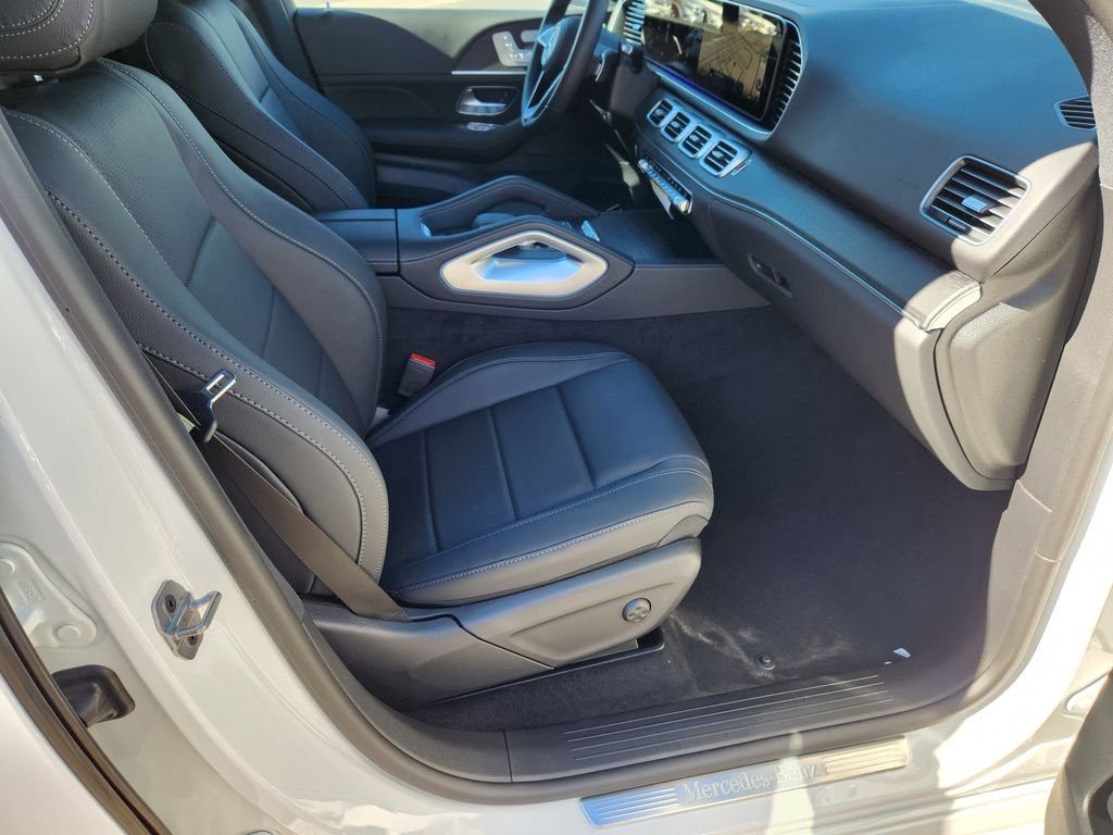 New 2026 Polar White Mercedes-Benz GLE450E 4MATIC® image 15
