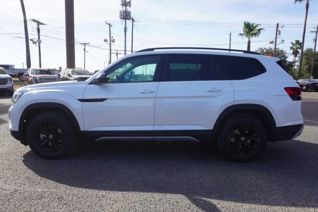 New 2026 Opal White Pearl Volkswagen 2.0T Peak Edition image 12