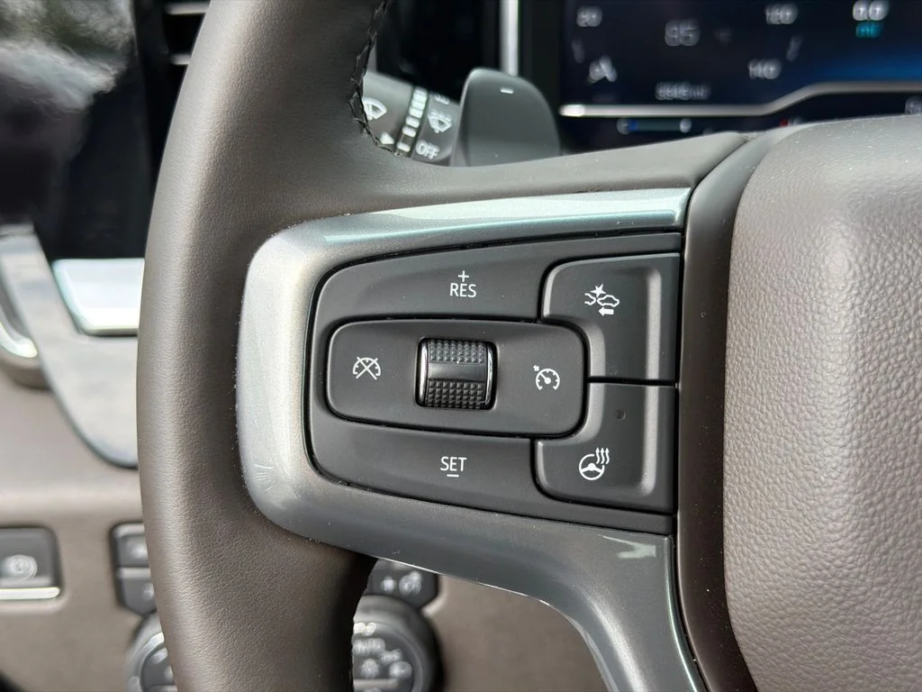 Used 2025 Gray Chevrolet LTZ image 24