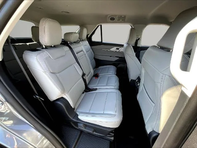 New 2026 Carbonized Gray Metallic Ford Active image 52