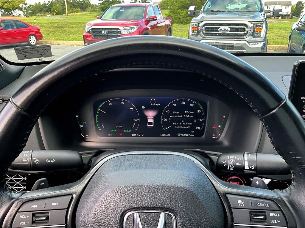 Used 2024 Silver Honda Sport-L image 13